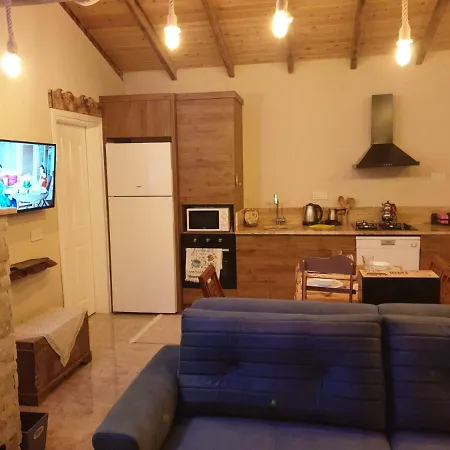 Villa Yali *